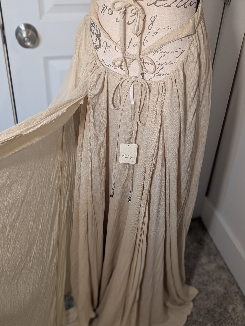 Free People Bohemian Beige/Tan Viscose Dress Size M - Picture 6 of 9